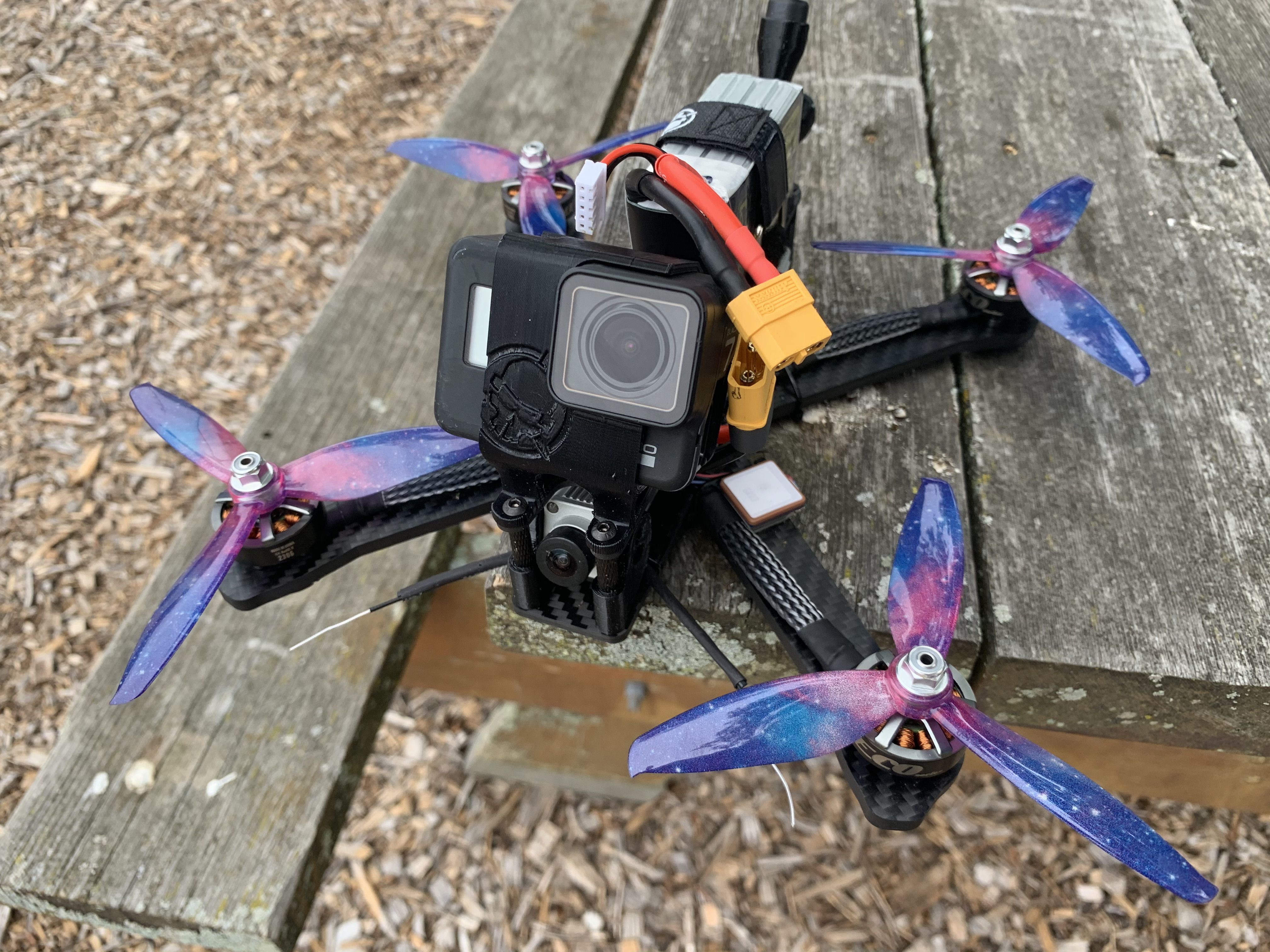 Rotor Riot : le Dremel drone - Helicomicro