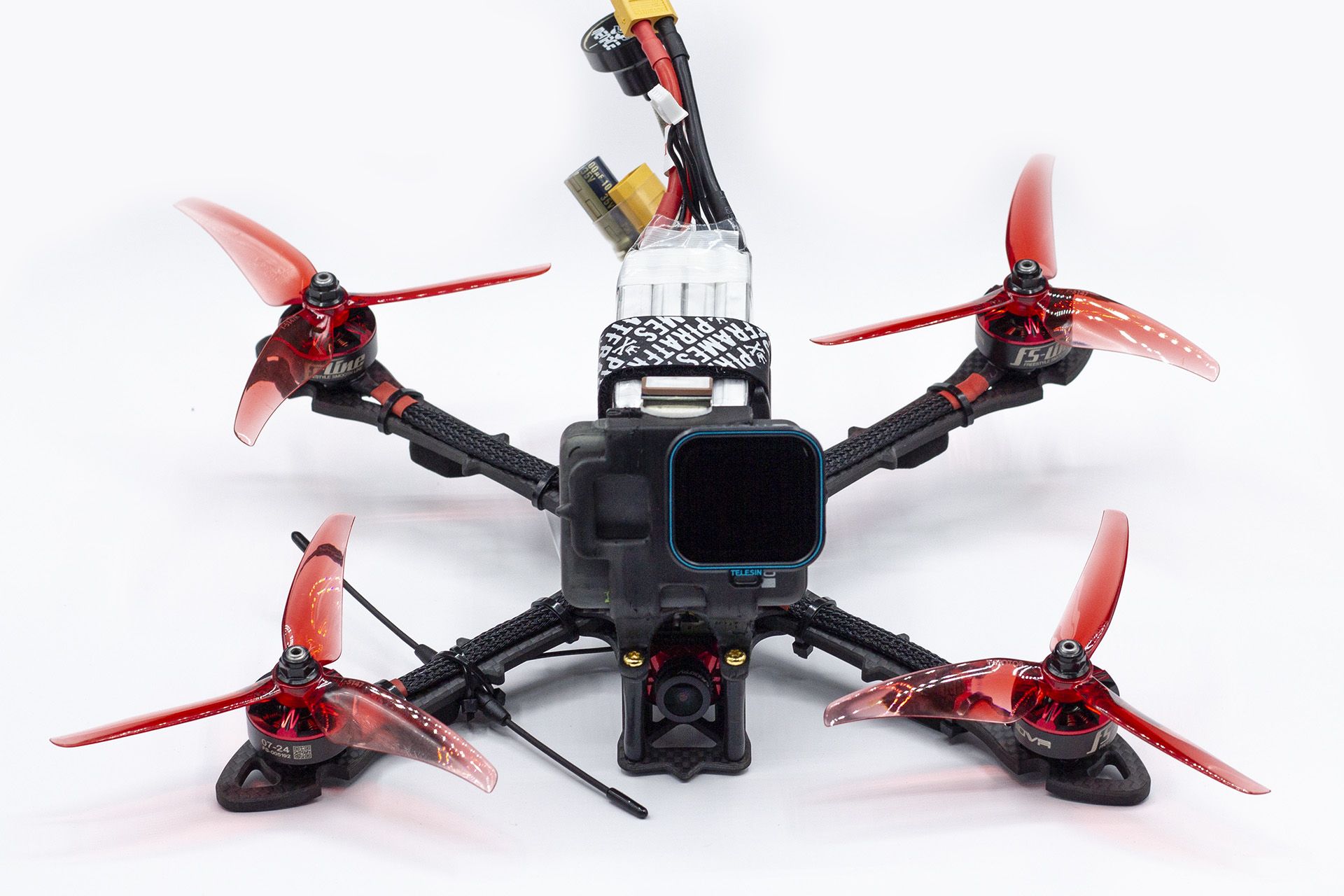 Pirate frame sloop v3 freestyle 4s 2400kv emuflight 0 3 1 ou betaflight